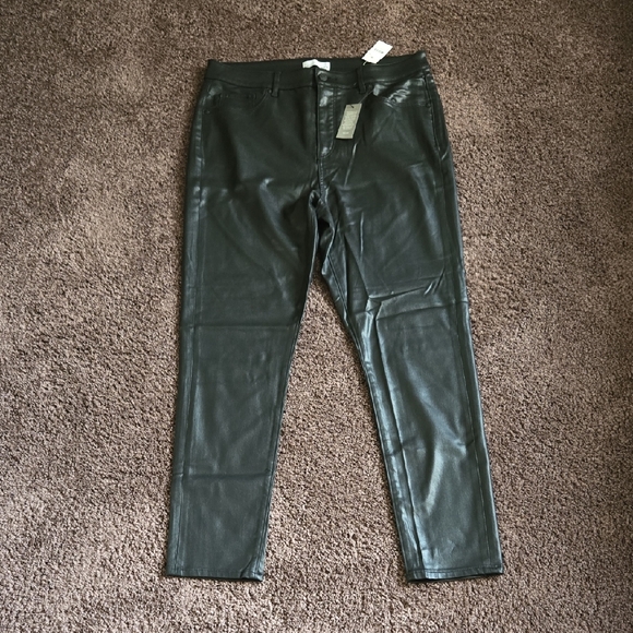 NEW Ann Taylor Loft Black Coated Faux Leather Skinny Pants 30 10 - Picture 2 of 8